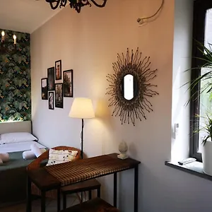 Apartament Marilor, Katania